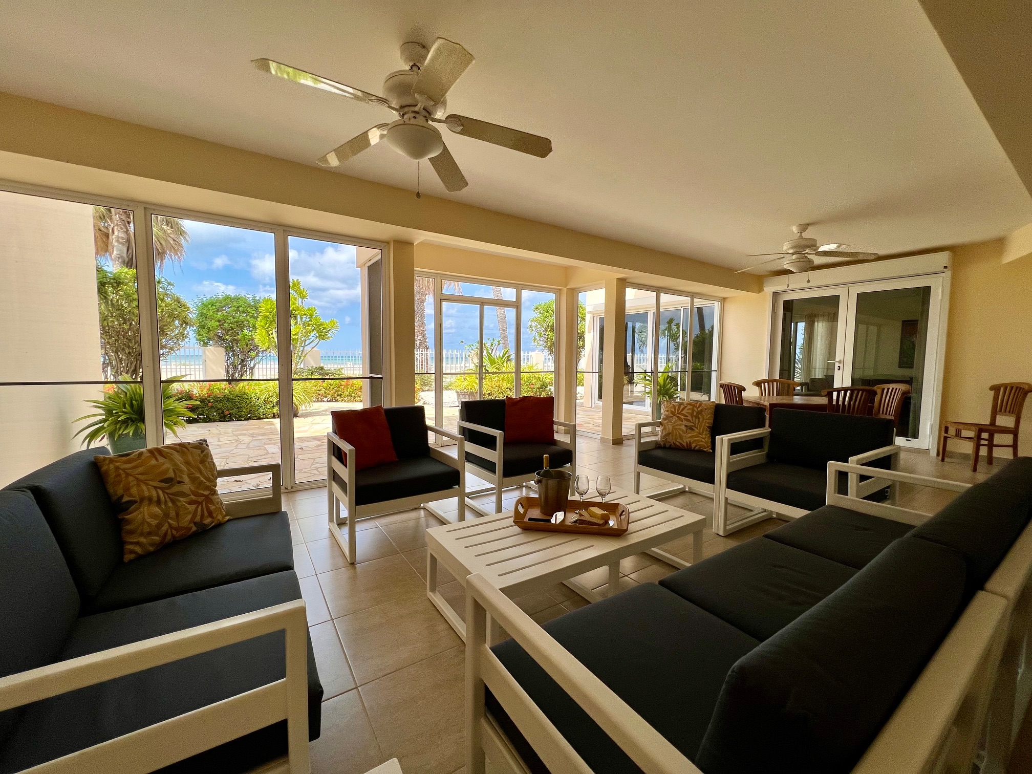 Enclosed Porch2